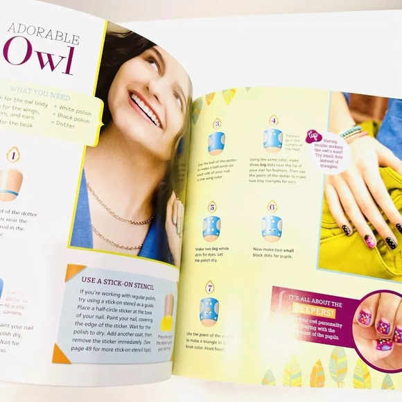 NAIL STYLE STUDIO Book Simple Steps to Painting Stunning Nails Paperback New - Picture 7 of 8